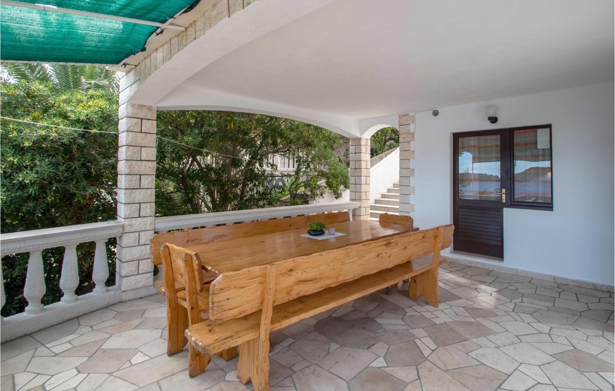 Beautiful Home In Prizba With Kitchen المظهر الخارجي الصورة